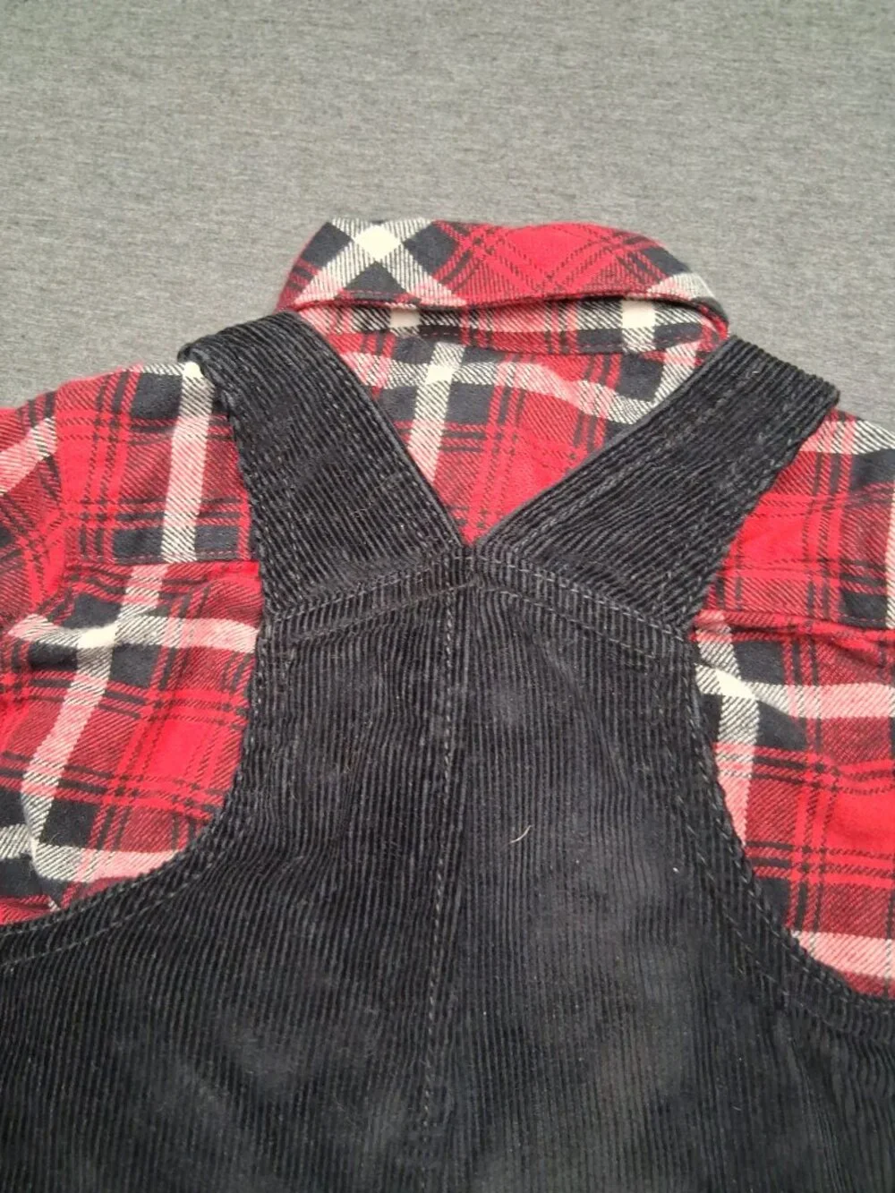 Infant boys overalls set, Carter's, size 18 months, black and red like new